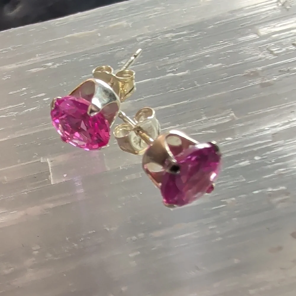 π Genuine Pink Sapphire Sterling Silver Earrings Solitaire Pink Sapphire Stud - Picture 3 of 6